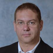 פרופ' עמית גפן