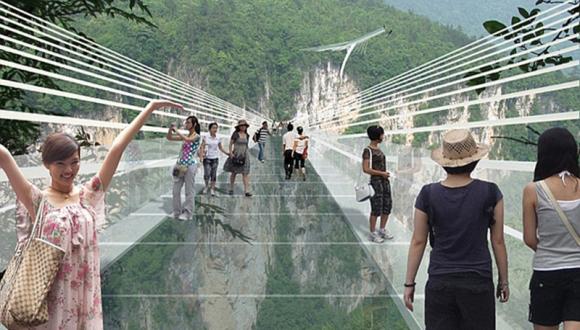  גשר הזכוכית הארוך (המפחיד) והגבוה בעולם במחוז הונאן שבמזרח סין